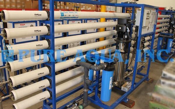 التناضح العكسي للمياه المالحة   15x1,000 و 3x9,000 و 3x30,000 غالون في اليوم - العراق